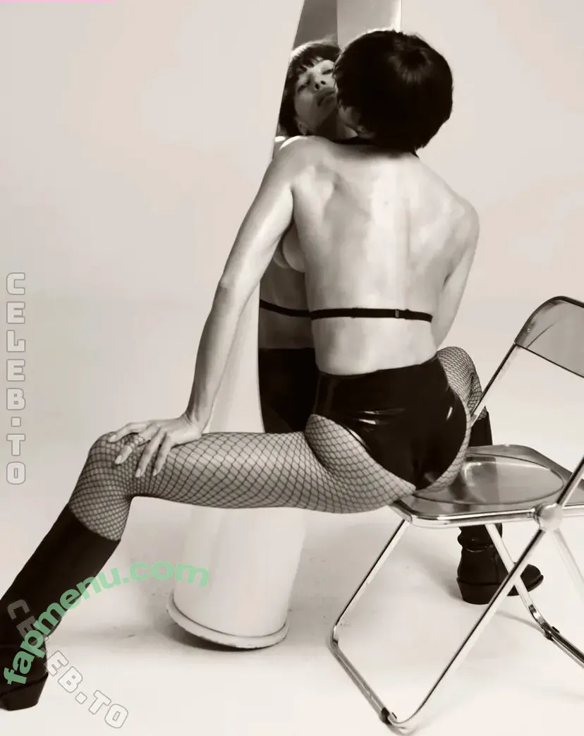 Irina Shayk nude photo #2363 (irinashayk / theirishayk)