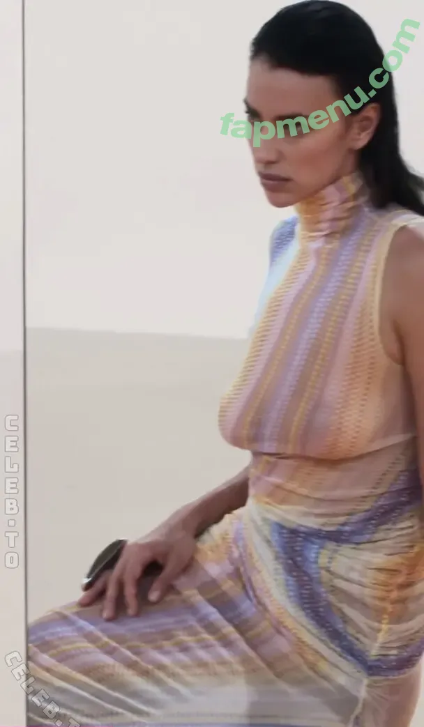 Irina Shayk nude photo #2396 (irinashayk / theirishayk)