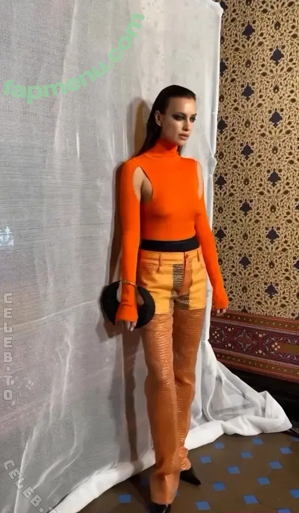 Irina Shayk nude photo #2404 (irinashayk / theirishayk)