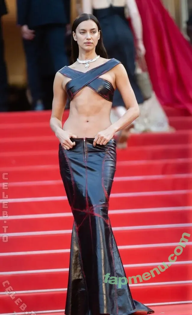 Irina Shayk nude photo #2432 (irinashayk / theirishayk)