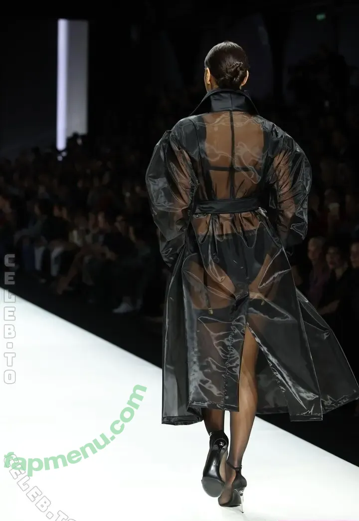 Irina Shayk nude photo #2454 (irinashayk / theirishayk)