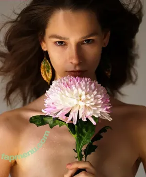 Irina Telicheva / AmberQ / Tasha / irina_tlch nude photo #1096