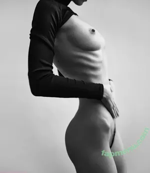 Irina Telicheva / AmberQ / Tasha / irina_tlch nude photo #1118