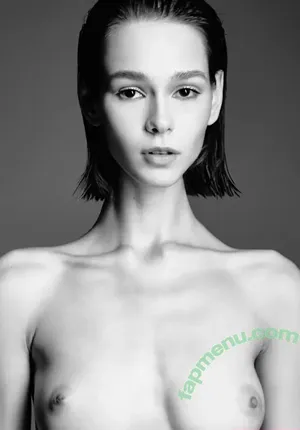 Irina Telicheva / AmberQ / Tasha / irina_tlch nude photo #1123