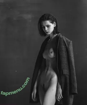 Irina Telicheva / AmberQ / Tasha / irina_tlch nude photo #1133