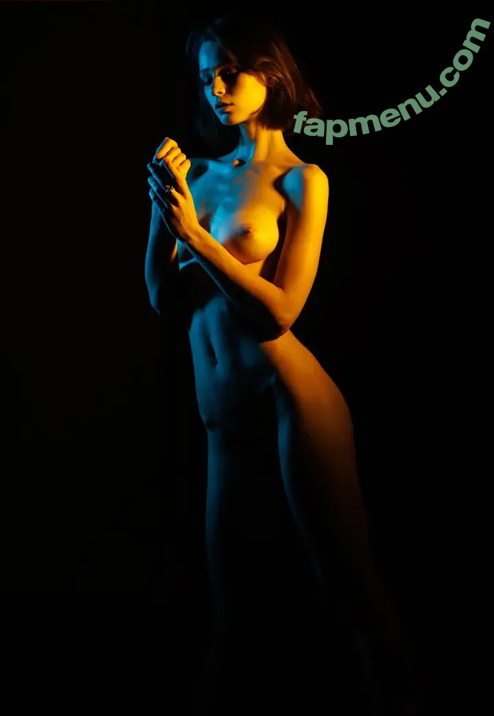 Irina Telicheva nude photo #1265 (amberq / irina_tlch)