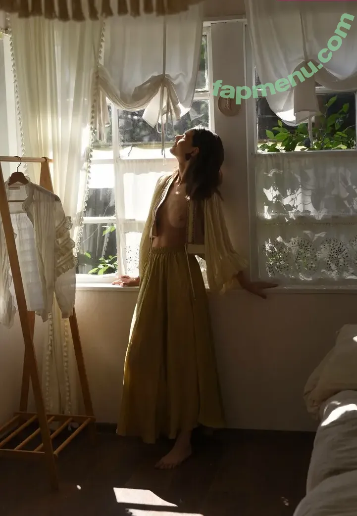 Irina Telicheva nude photo #1289 (irina__tlch / irinatelicheva)