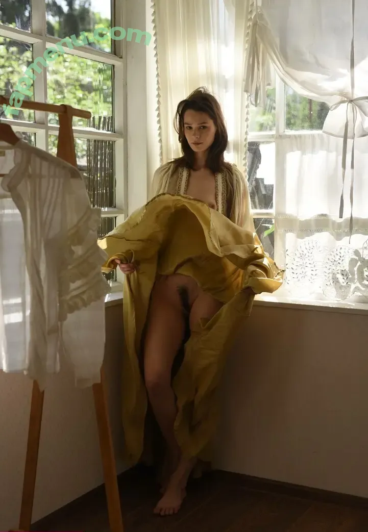 Irina Telicheva nude photo #1294 (irina__tlch / irinatelicheva)