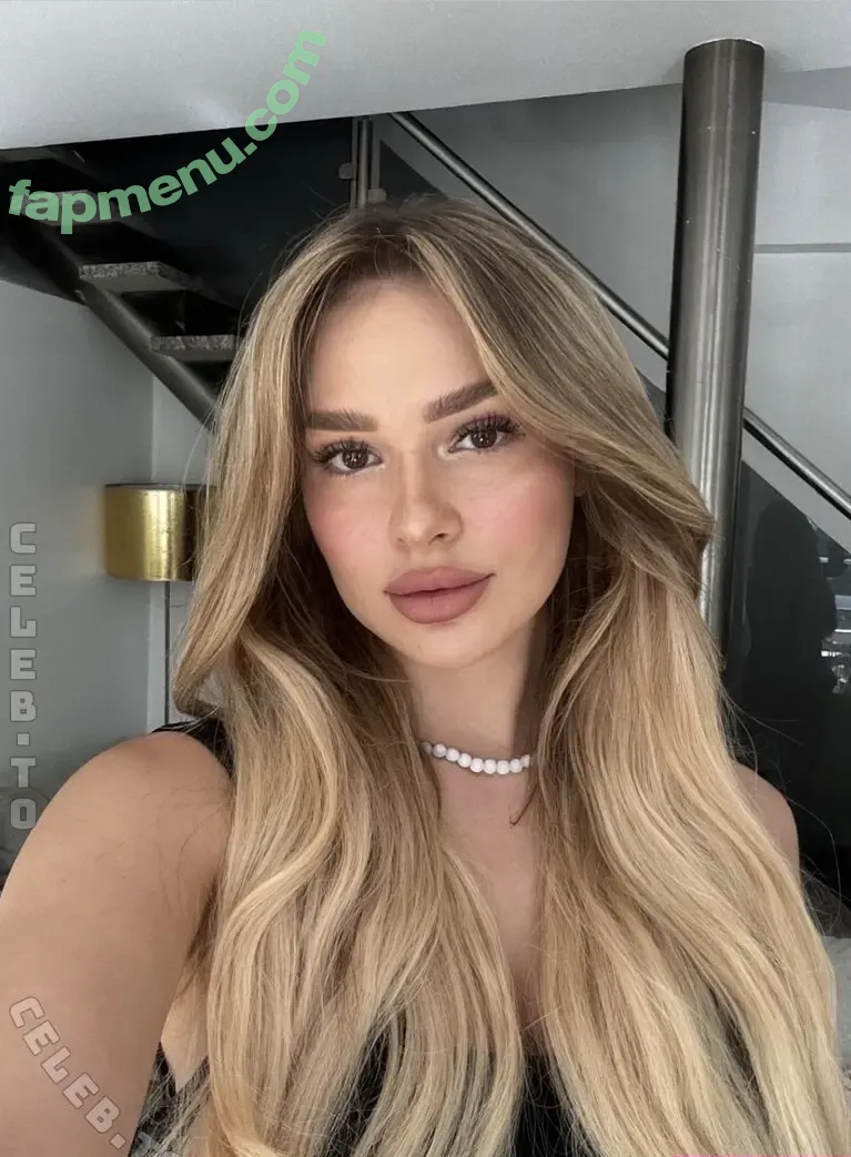 irinaxmira nude photo #0040 (irinaxmira)