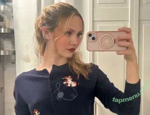 Iris Apatow / irisapatow nude photo #0132
