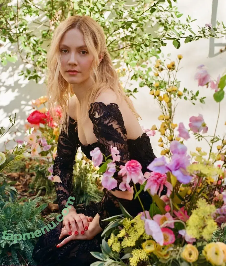 Iris Apatow nude photo #0142 (irisapatow)