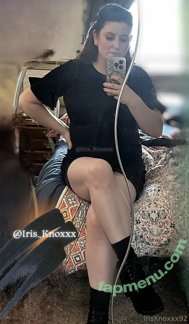 iris_knoxxx nude photo #0001 (irisknoxwriting)
