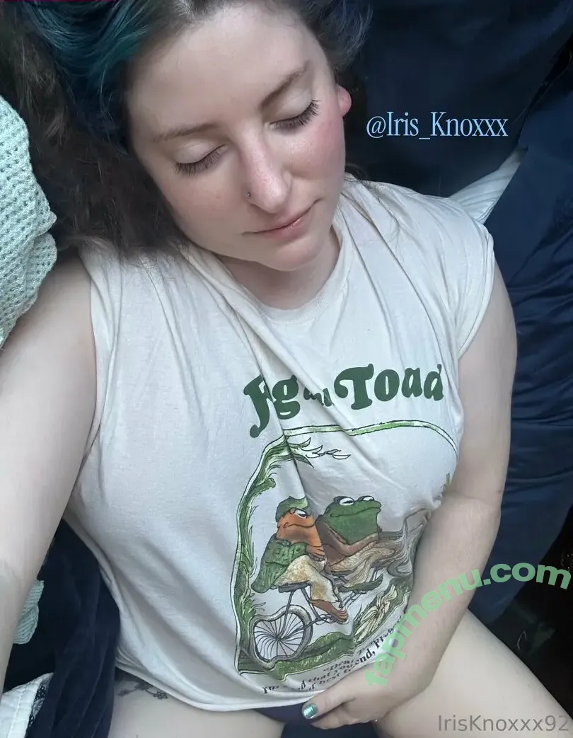 iris_knoxxx nude photo #0015 (irisknoxwriting)