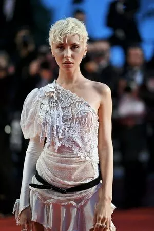 Iris Law / icelandicgirl69 / lirisaw nude photo #0052