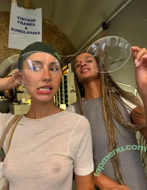 Iris Law / icelandicgirl69 / lirisaw nude photo #0399