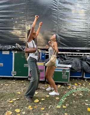 Iris Law / icelandicgirl69 / lirisaw nude photo #0403