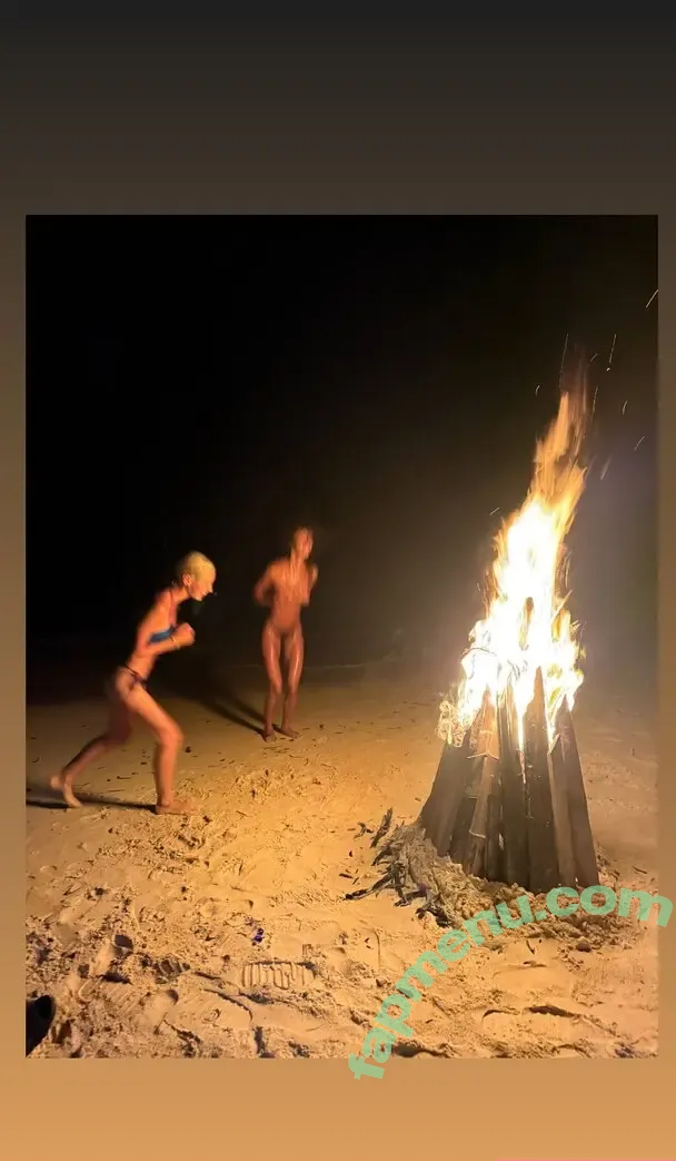 Iris Law nude photo #0310 (icelandicgirl69 / lirisaw)