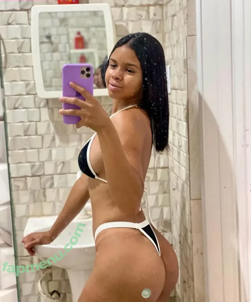 Iris Lopes nude photo #0001 (fadinhaoriginal32 / iriislopes25 / irislopes75)