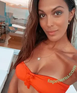 Iris Mittenaere / irismittenaere / summerxiris nude photo #0054