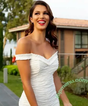 Iris Mittenaere / irismittenaere / summerxiris nude photo #0093