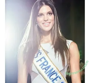 Iris Mittenaere / irismittenaere / summerxiris nude photo #0142