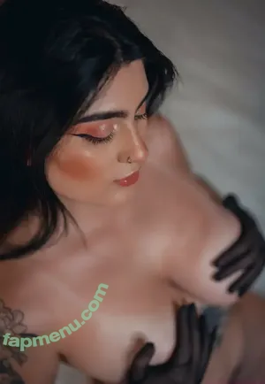  nude photo #0002