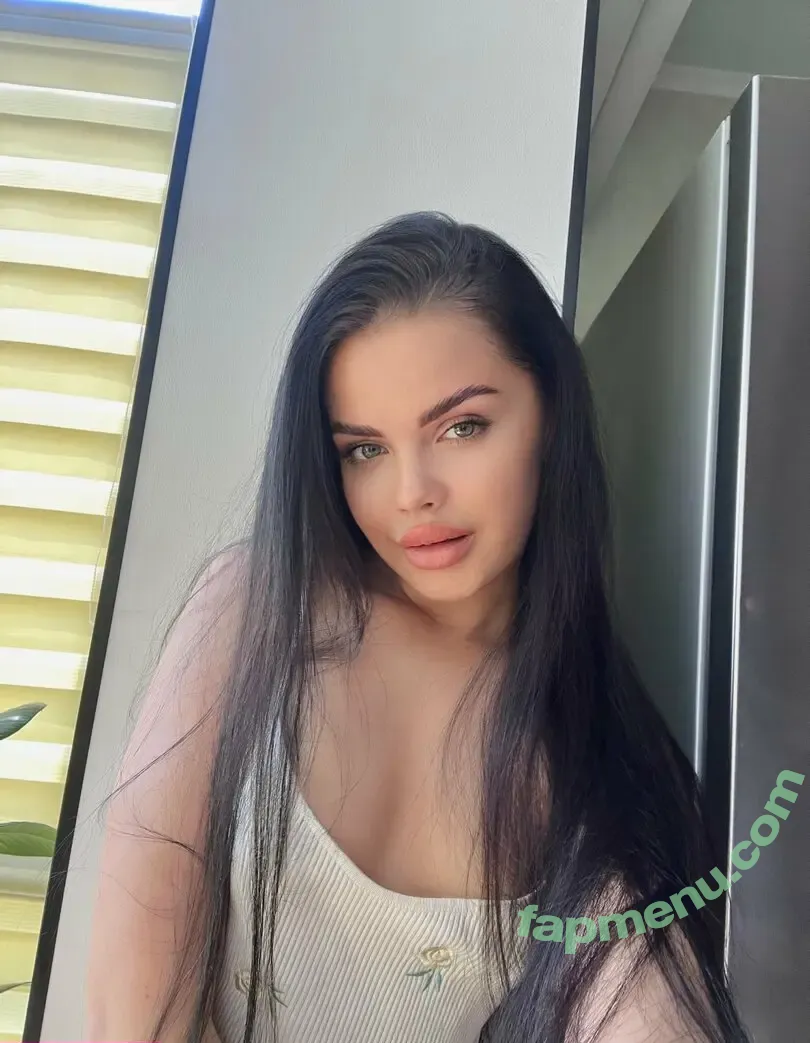 irisblueeee nude photo #0007 (irisbluechicago)