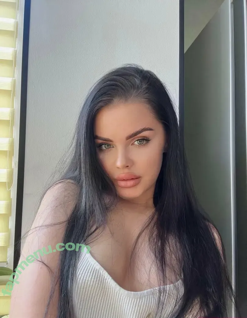 irisblueeee nude photo #0008 (irisbluechicago)