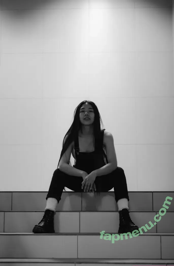 irish.cy8 nude photo #0002 (irish.cy8)