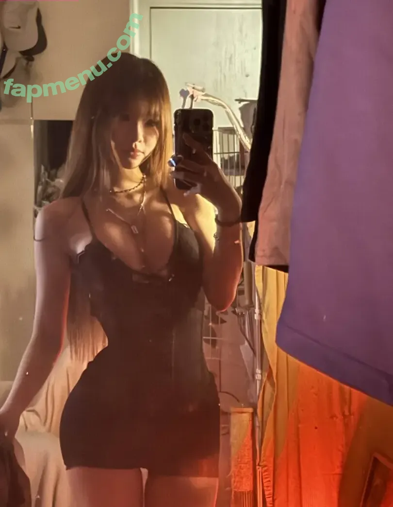 irissiri129 nude photo #0385 (irisyiyi_ / 艾怡)