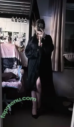  nude photo #0002
