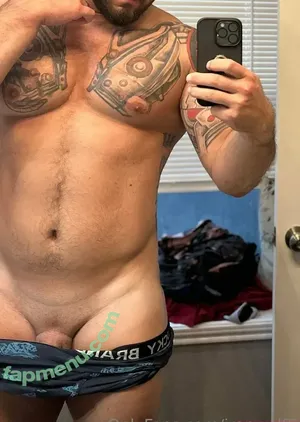  nude photo #0005