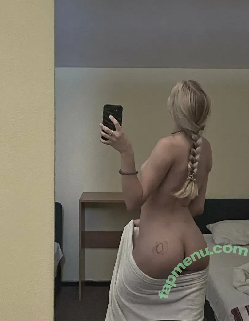 irri.ku nude photo #0024 (iriskusin)