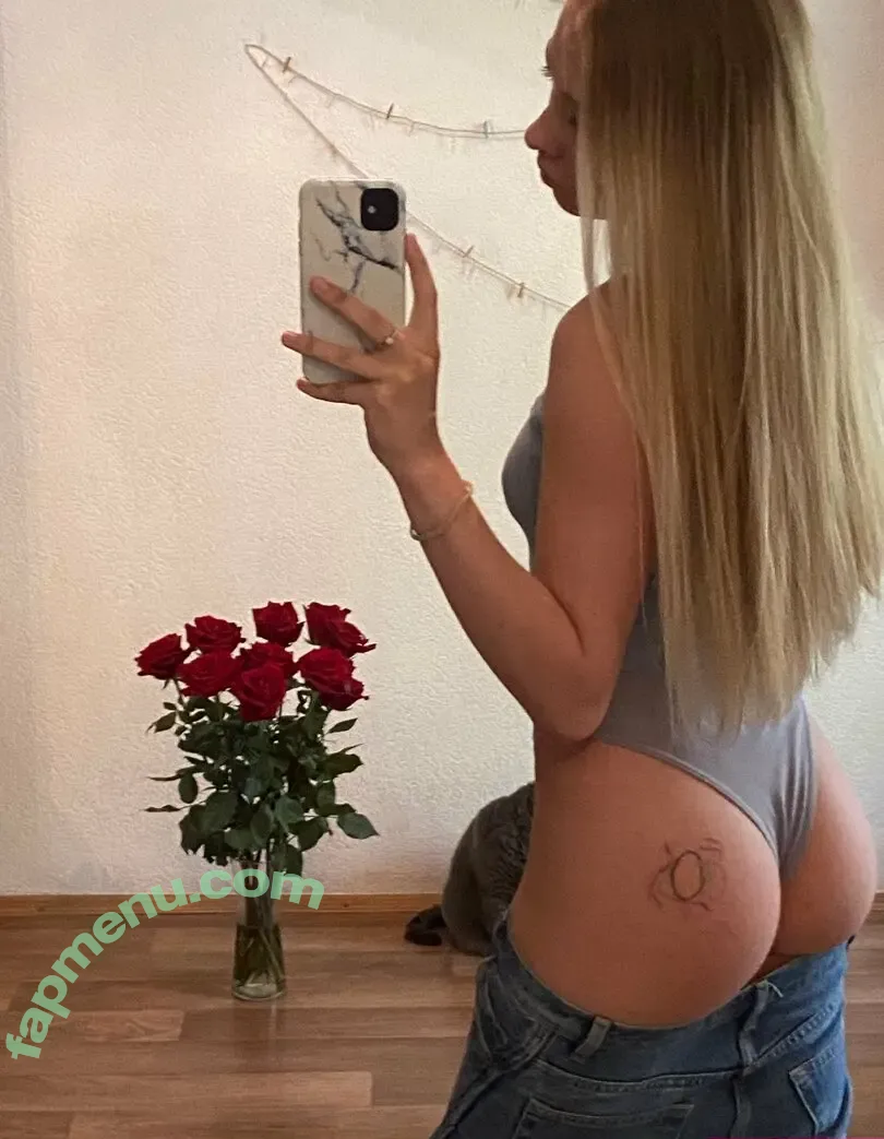 irri.ku nude photo #0039 (iriskusin)
