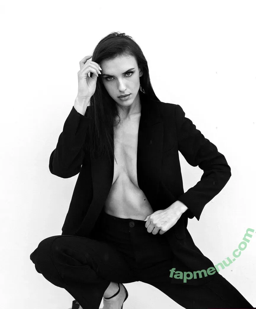 Iryna Lucci nude photo #0029 (iryna__lucci_)