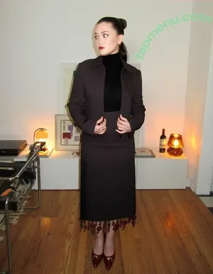 Isa Briones / isacamillebriones / laquinn_99 nude photo #0055