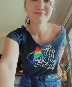 Isa Briones / isacamillebriones / laquinn_99 nude photo #0062