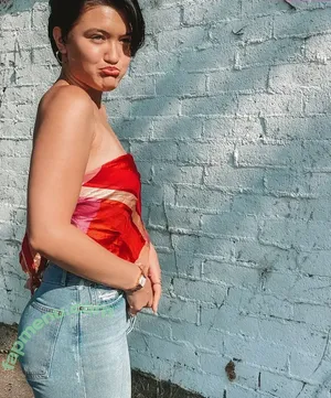 Isa Briones / isacamillebriones / laquinn_99 nude photo #0066