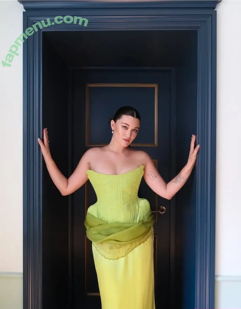 Isa Briones nude photo #0035 (isacamillebriones / laquinn_99)