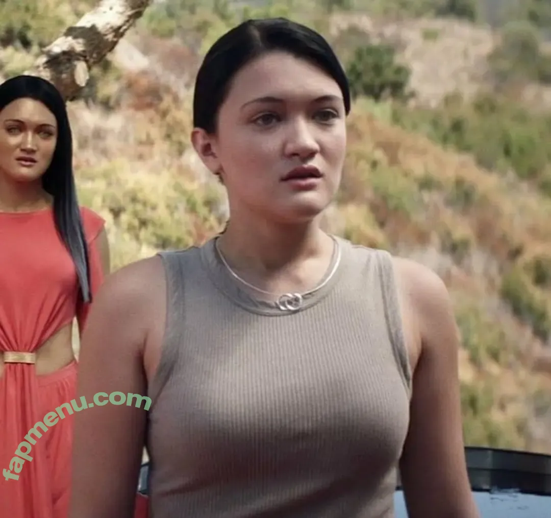 Isa Briones nude photo #0050 (isacamillebriones / laquinn_99)