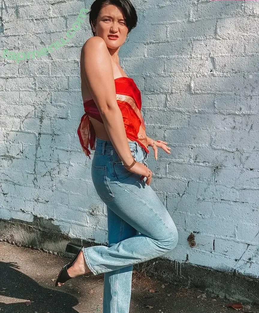 Isa Briones nude photo #0067 (isacamillebriones / laquinn_99)