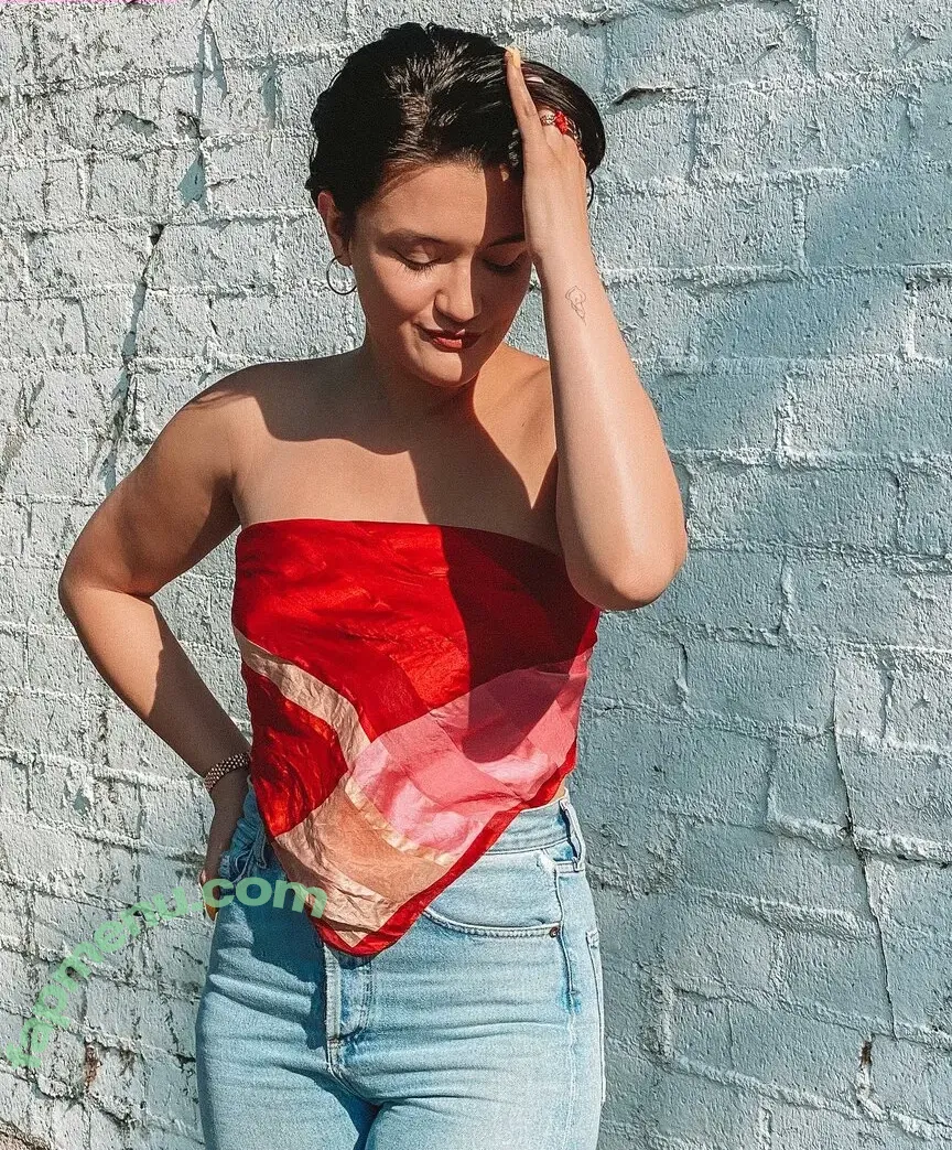 Isa Briones nude photo #0068 (isacamillebriones / laquinn_99)