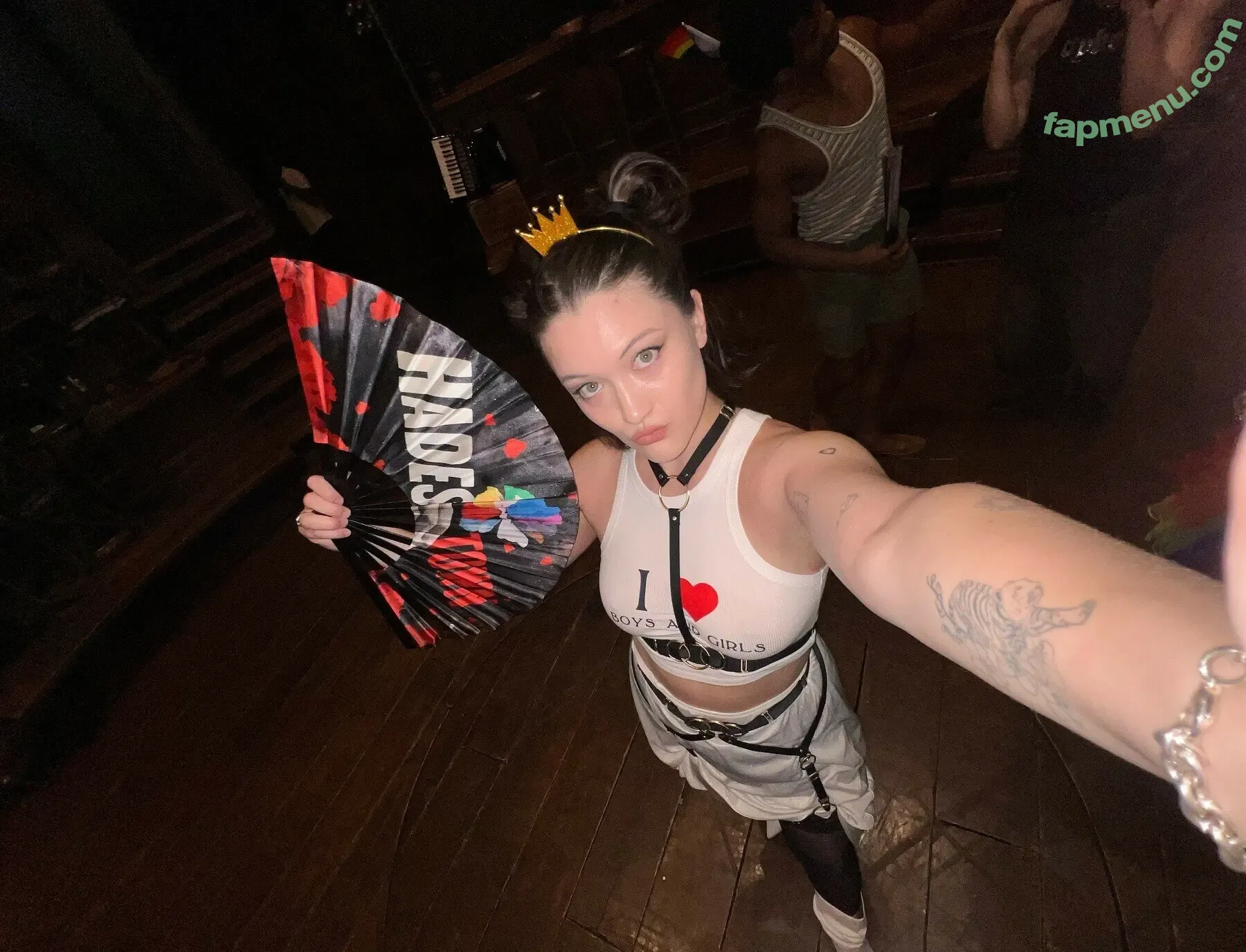 Isa Briones nude photo #0082 (isacamillebriones / laquinn_99)