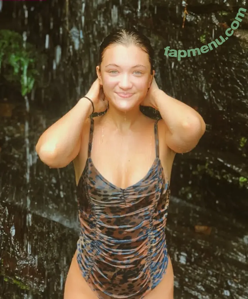 Isa Briones nude photo #0089 (isacamillebriones / laquinn_99)