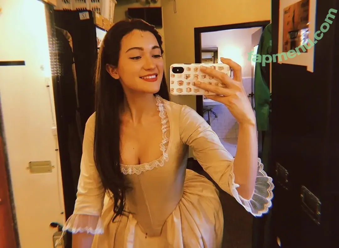 Isa Briones nude photo #0096 (isacamillebriones / laquinn_99)