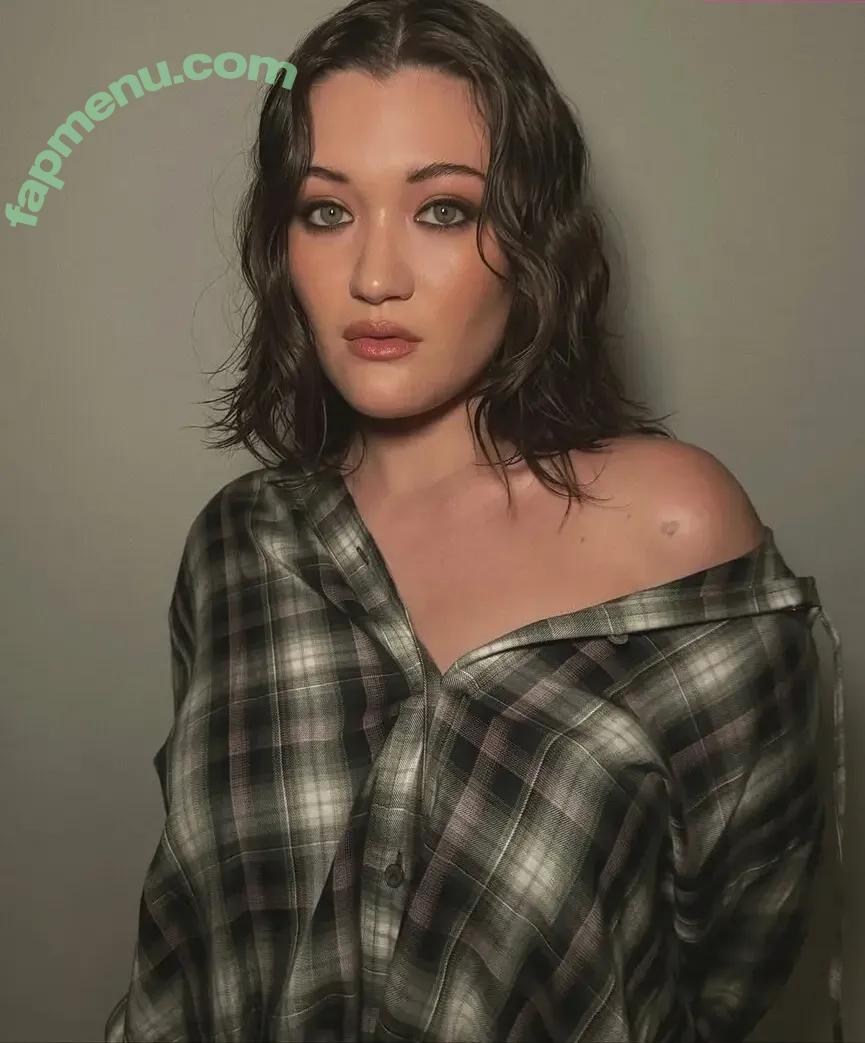 Isa Briones nude photo #0116 (isacamillebriones / laquinn_99)