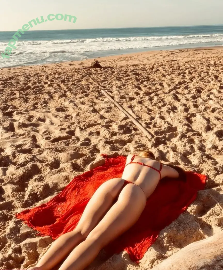 Isa Ribas nude photo #0003 (Isadora Ribas / isa_ribasss)