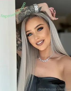  nude photo #0002