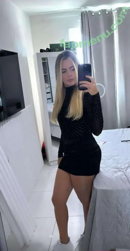 Isabela Guimarães nude photo #0001 (BELL GRIL / BELLATRANS / isaaa_guimaraes)