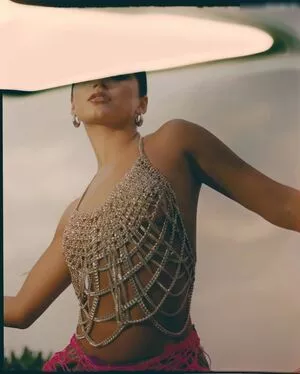 Isabela Merced / isabelamerced / isabelamercedmusic nude photo #0655